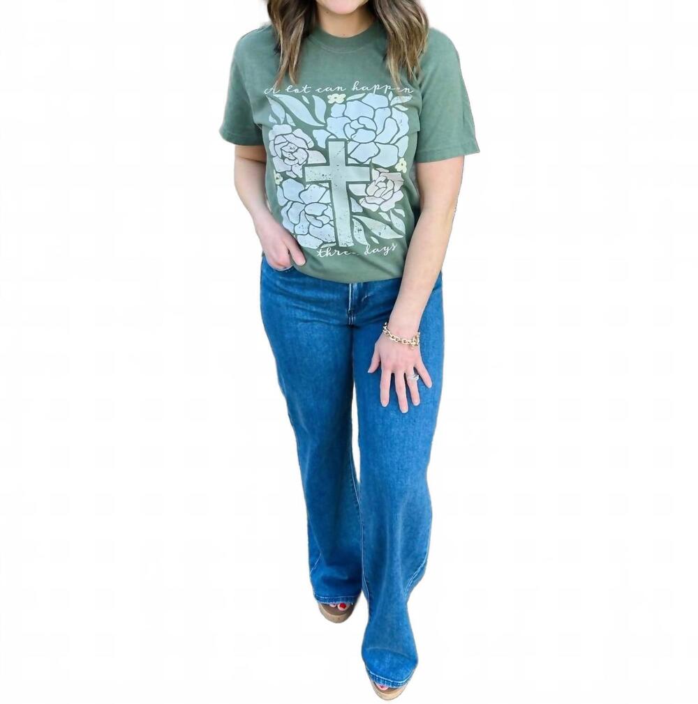 NEW SCRIPTED PEARL a lot can happen in three days short sleeve tee in moss